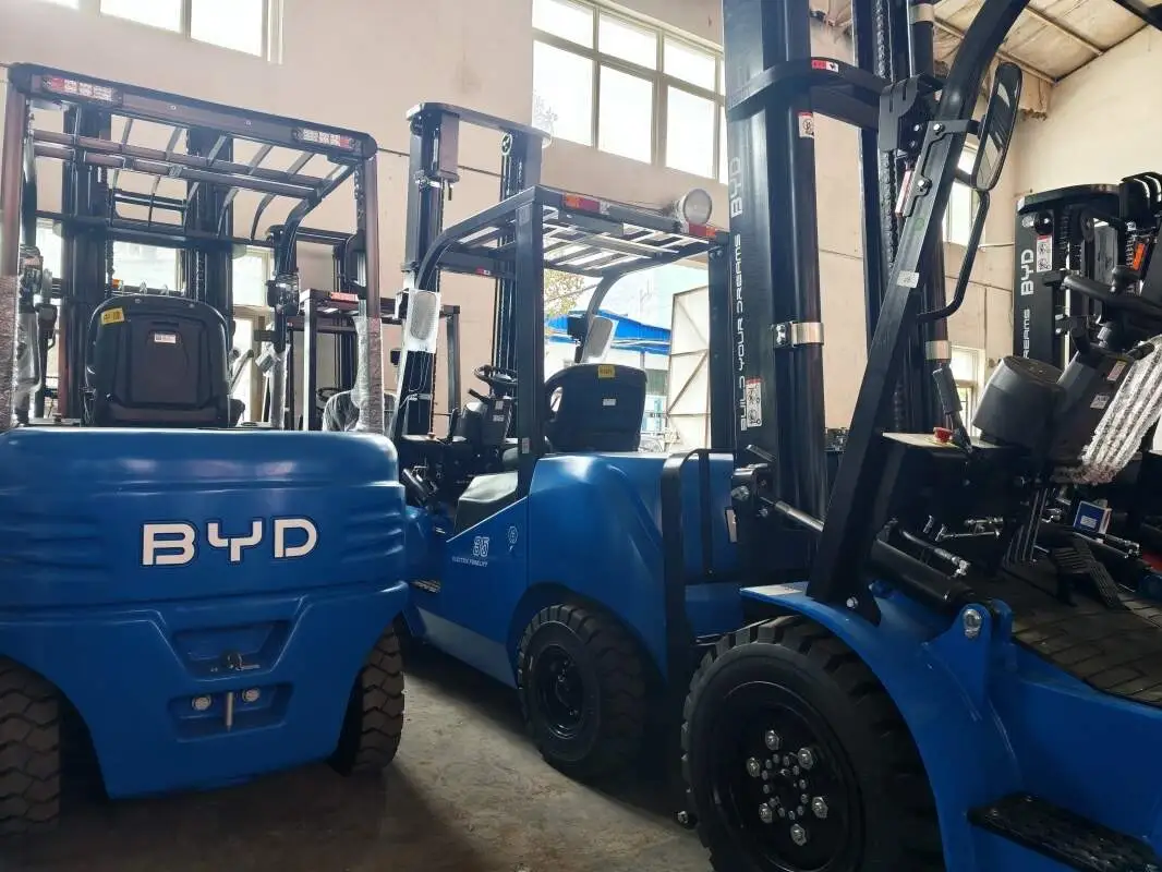 贵阳建材市场叉车 比亚迪重载电动款