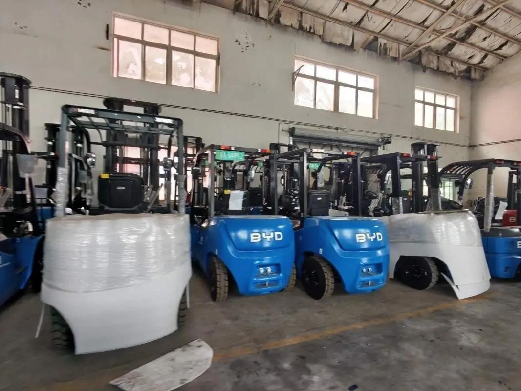 坡道作业选电动还是柴油叉车 成本对比