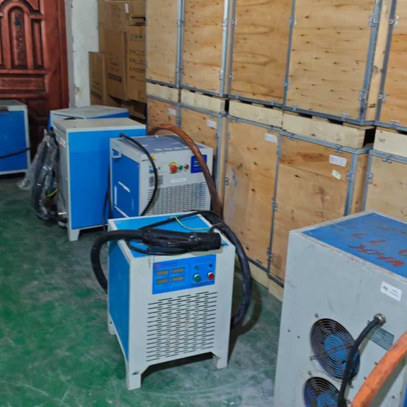 比亚迪叉车 80V 100A 智能充电机